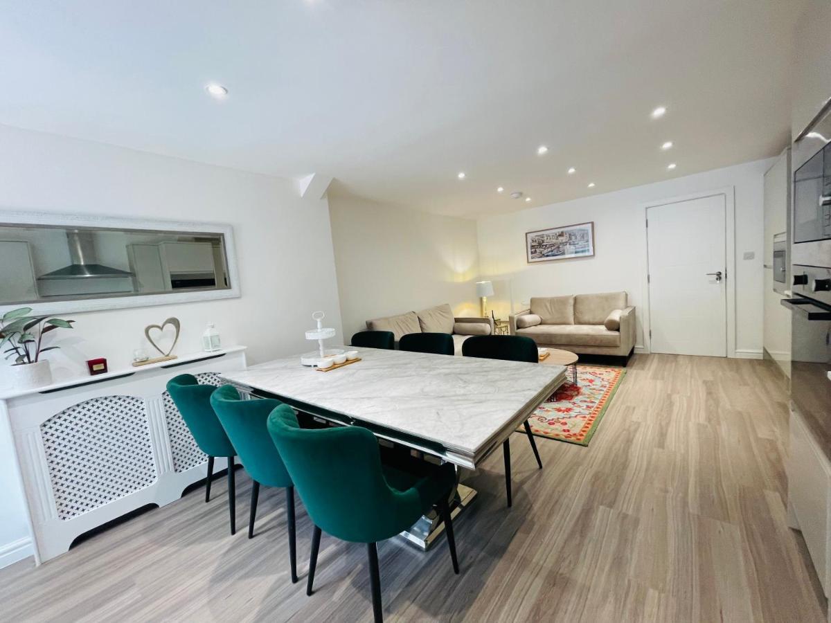 Riverside Premium En Suite Double Room E14 London Exterior photo